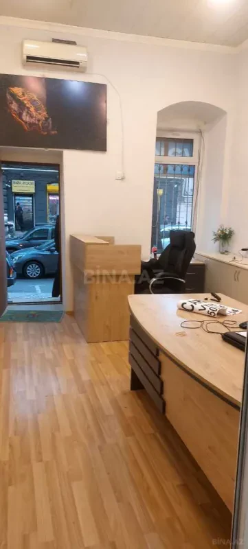 Kirayə verilir 2 otaqlı ofis 50 m²