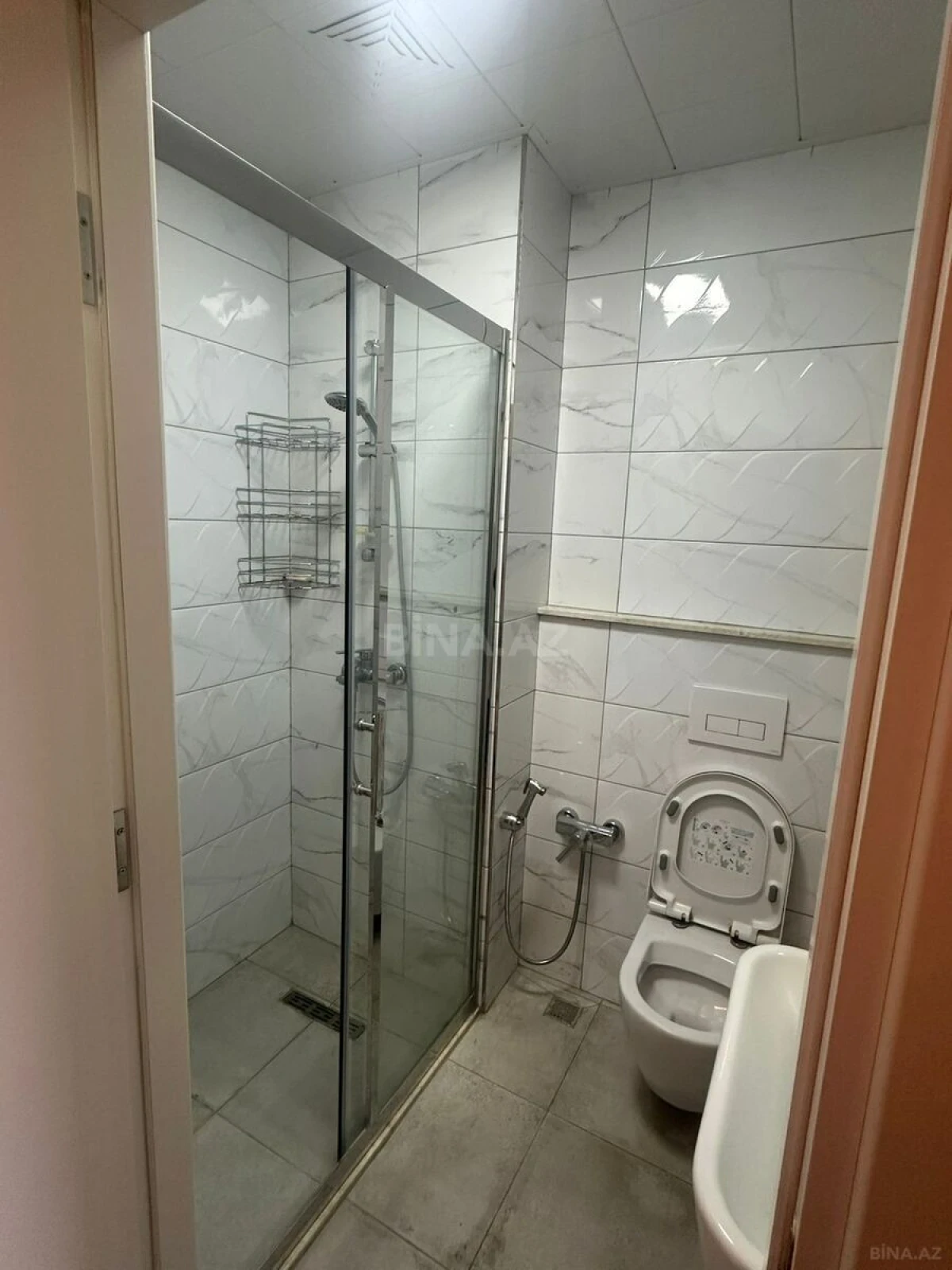 Kirayə verilir 2 otaqlı mənzil 50 m²