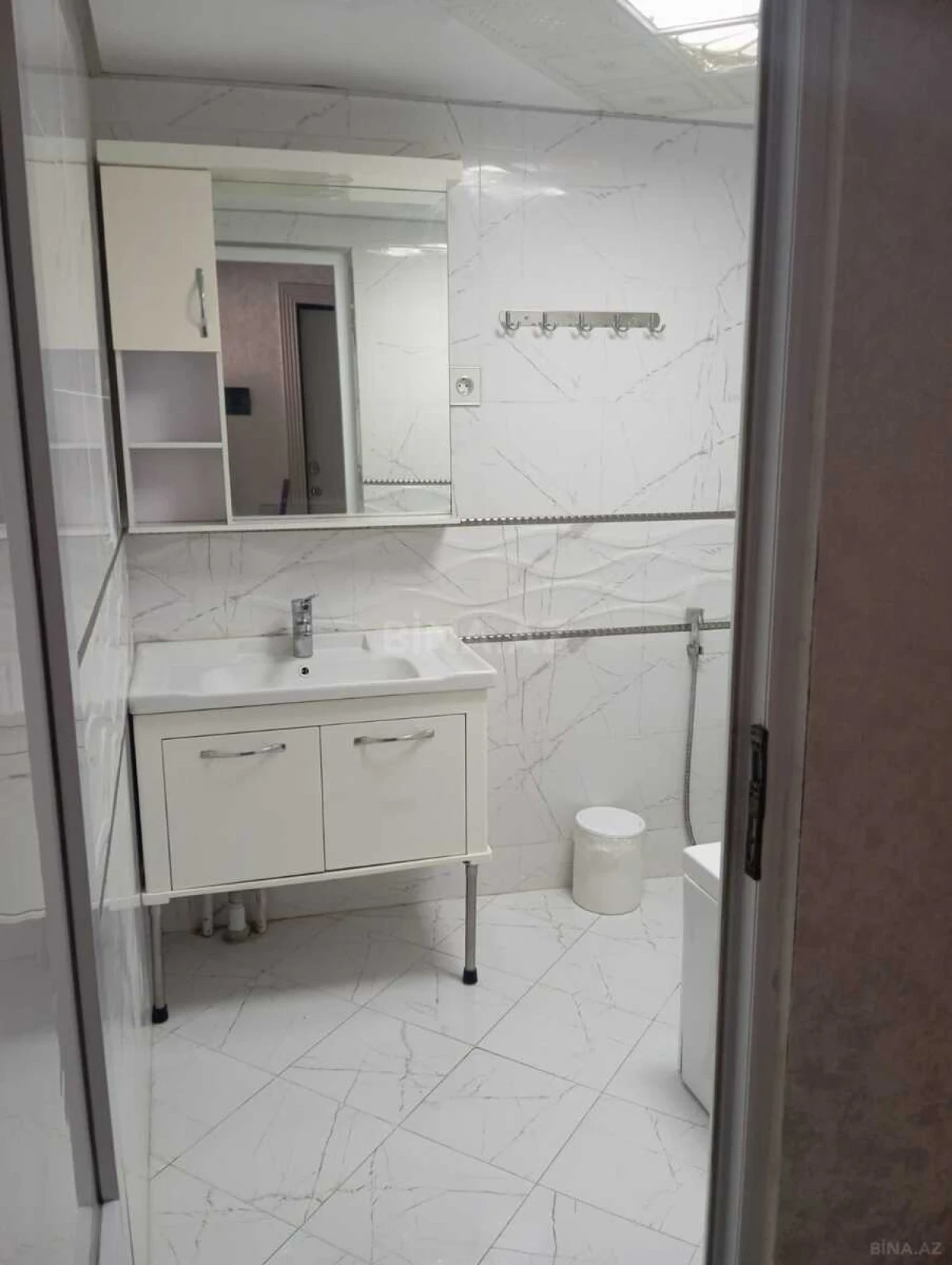 Satılır 3 otaqlı mənzil 55 m²