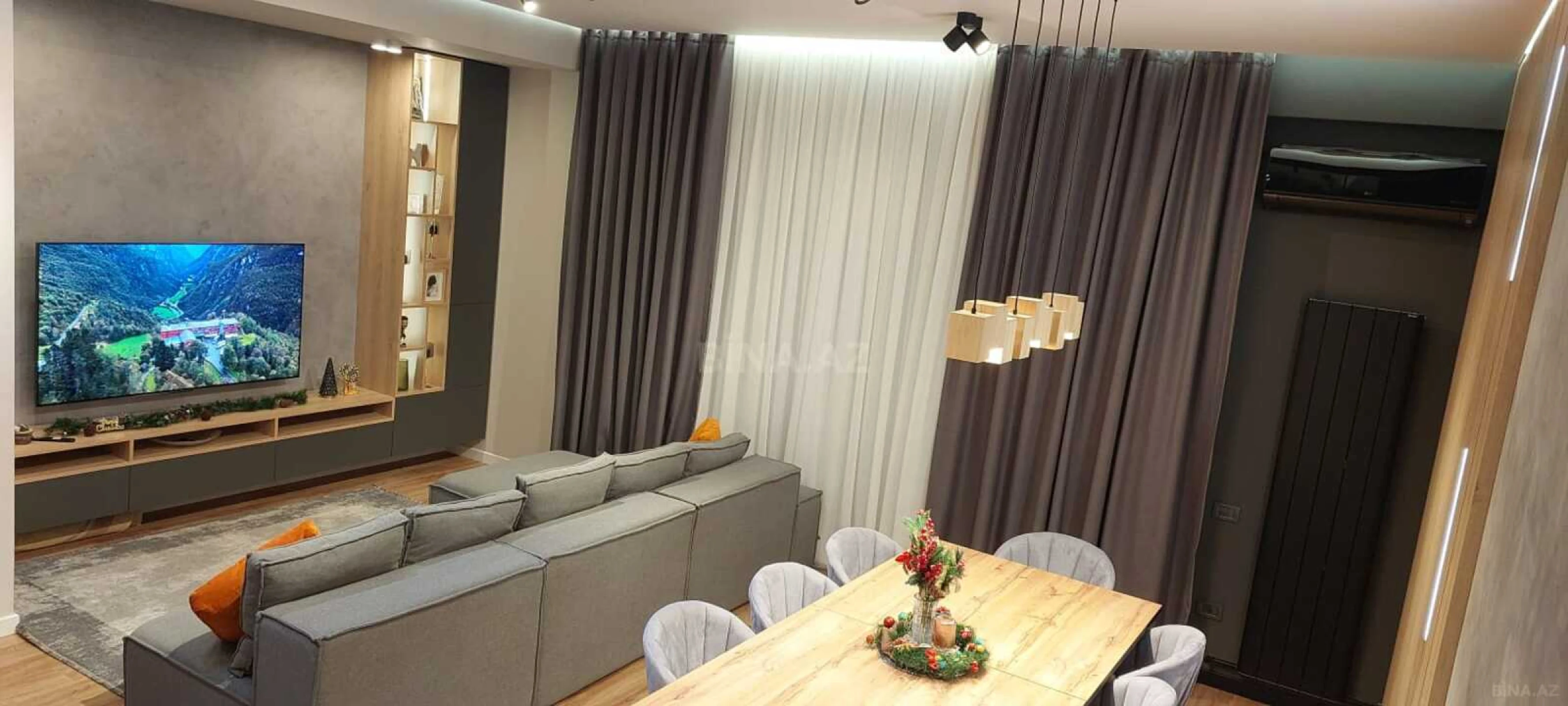 Satılır 3 otaqlı mənzil 130 m²