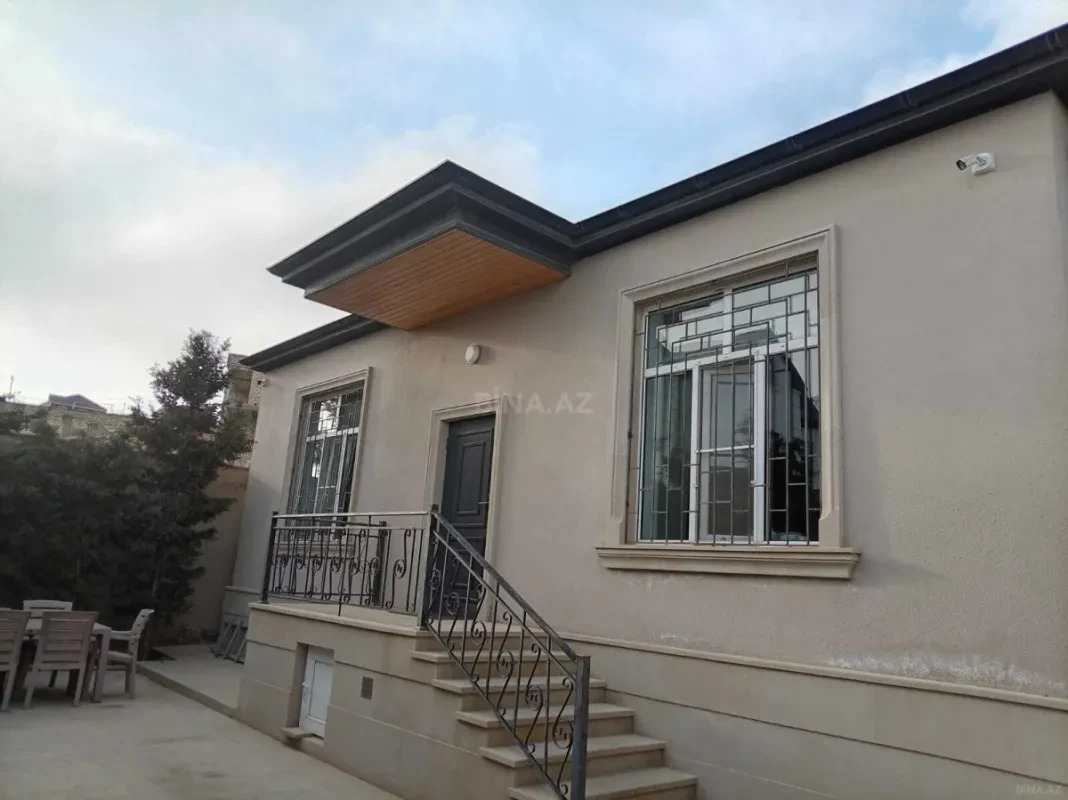Satılır 3 otaqlı həyət evi 100 m²
