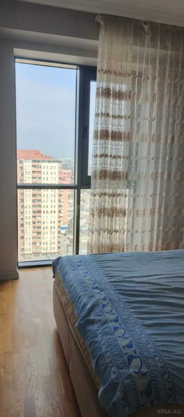 Kirayə verilir 2 otaqlı mənzil 60 m²