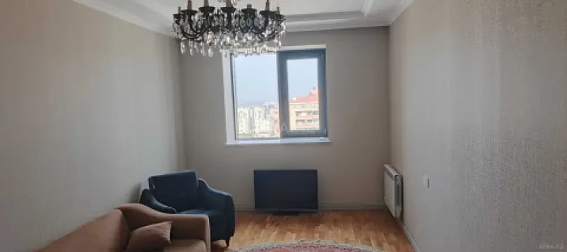 Kirayə verilir 2 otaqlı mənzil 60 m²