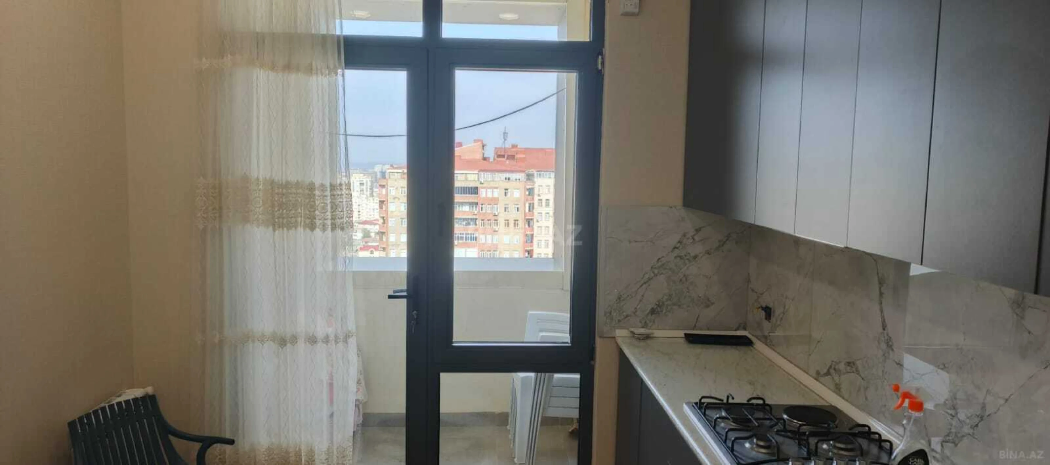 Kirayə verilir 2 otaqlı mənzil 60 m²