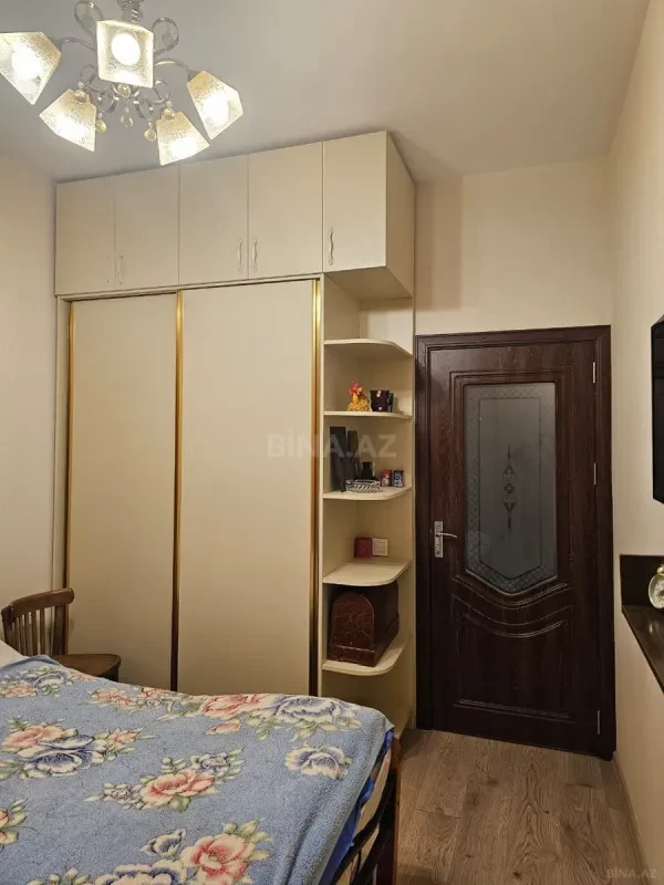 Kirayə verilir 2 otaqlı mənzil 62 m²