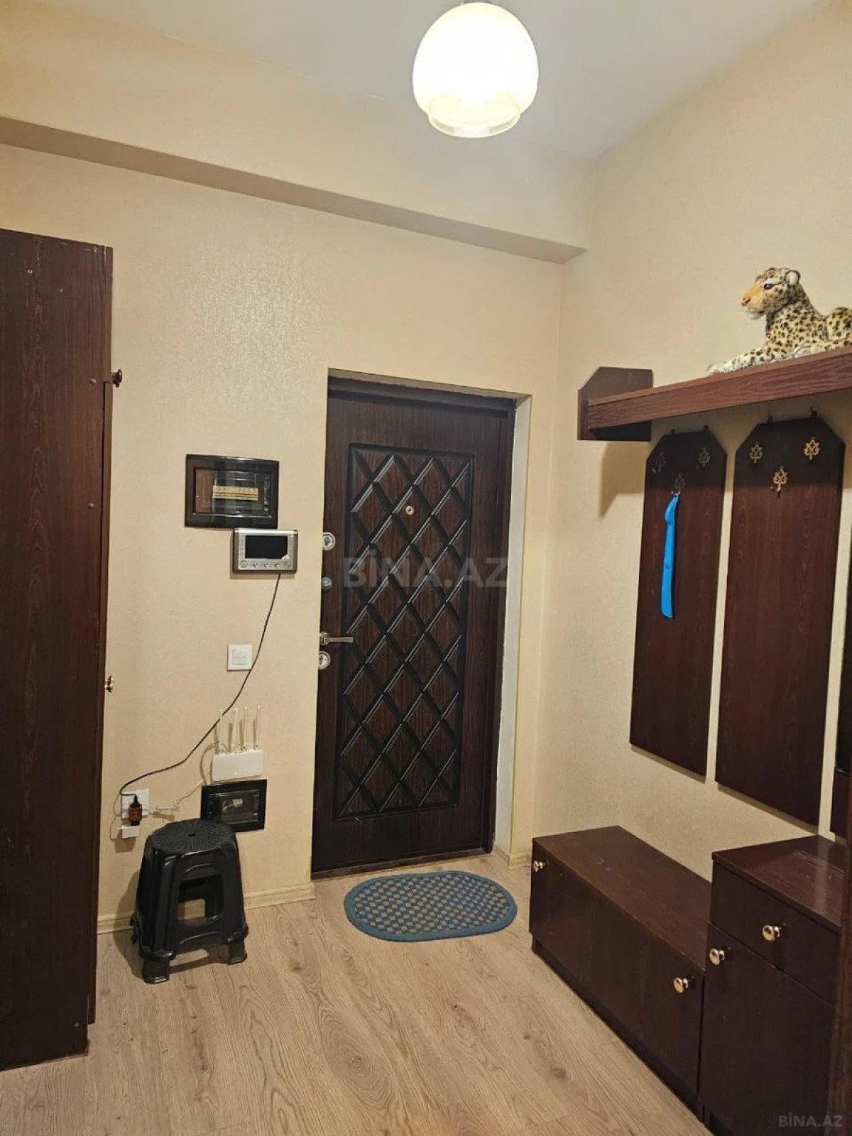 Kirayə verilir 2 otaqlı mənzil 62 m²