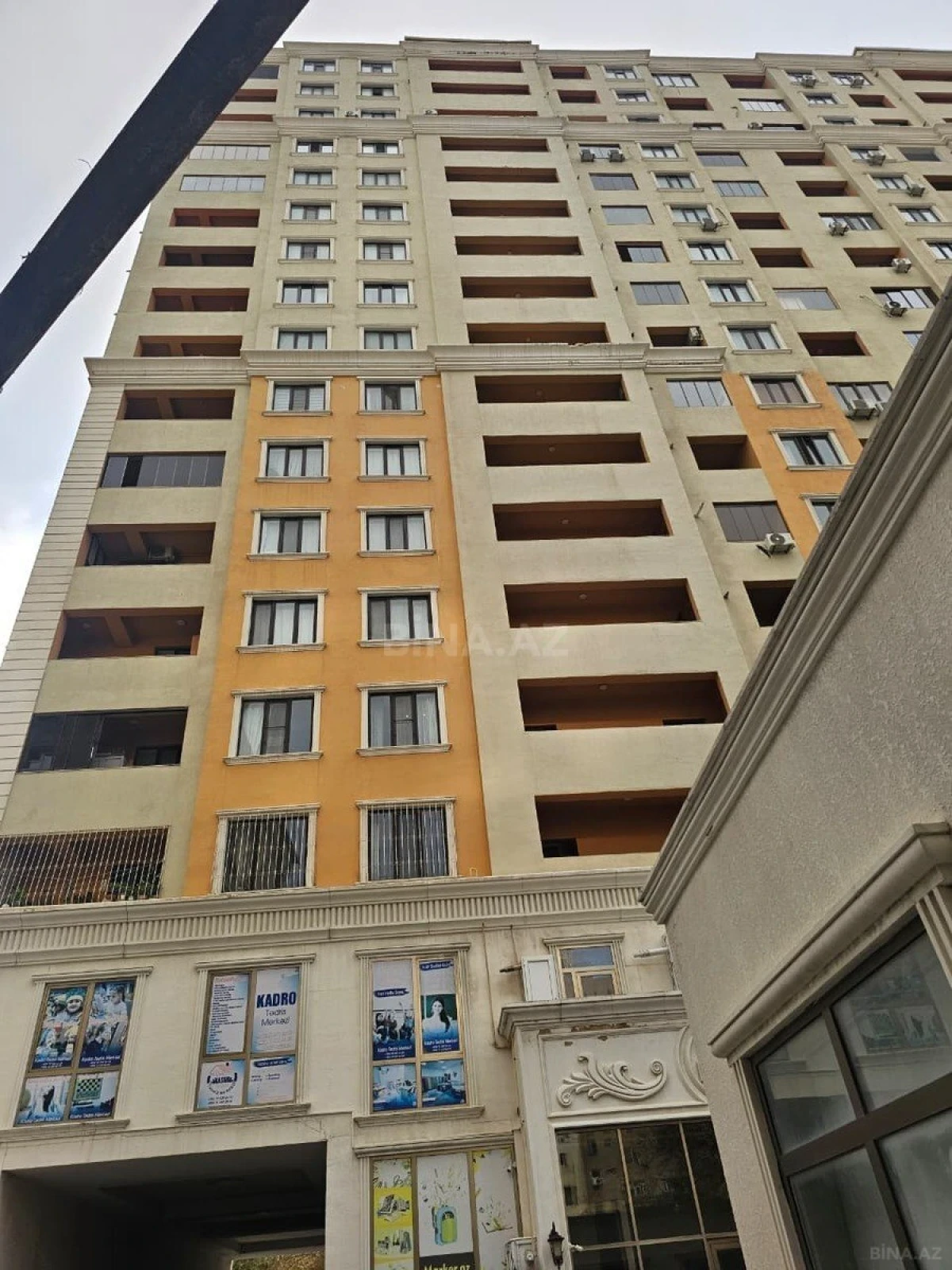 Kirayə verilir 2 otaqlı mənzil 62 m²