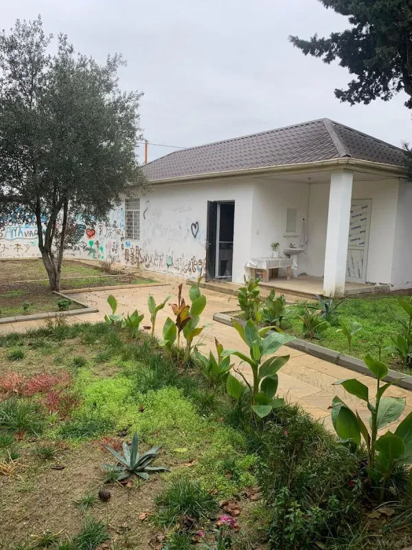 Satılır 4 otaqlı həyət evi 210 m²