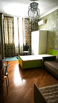 Satılır 3 otaqlı mənzil 125 m²