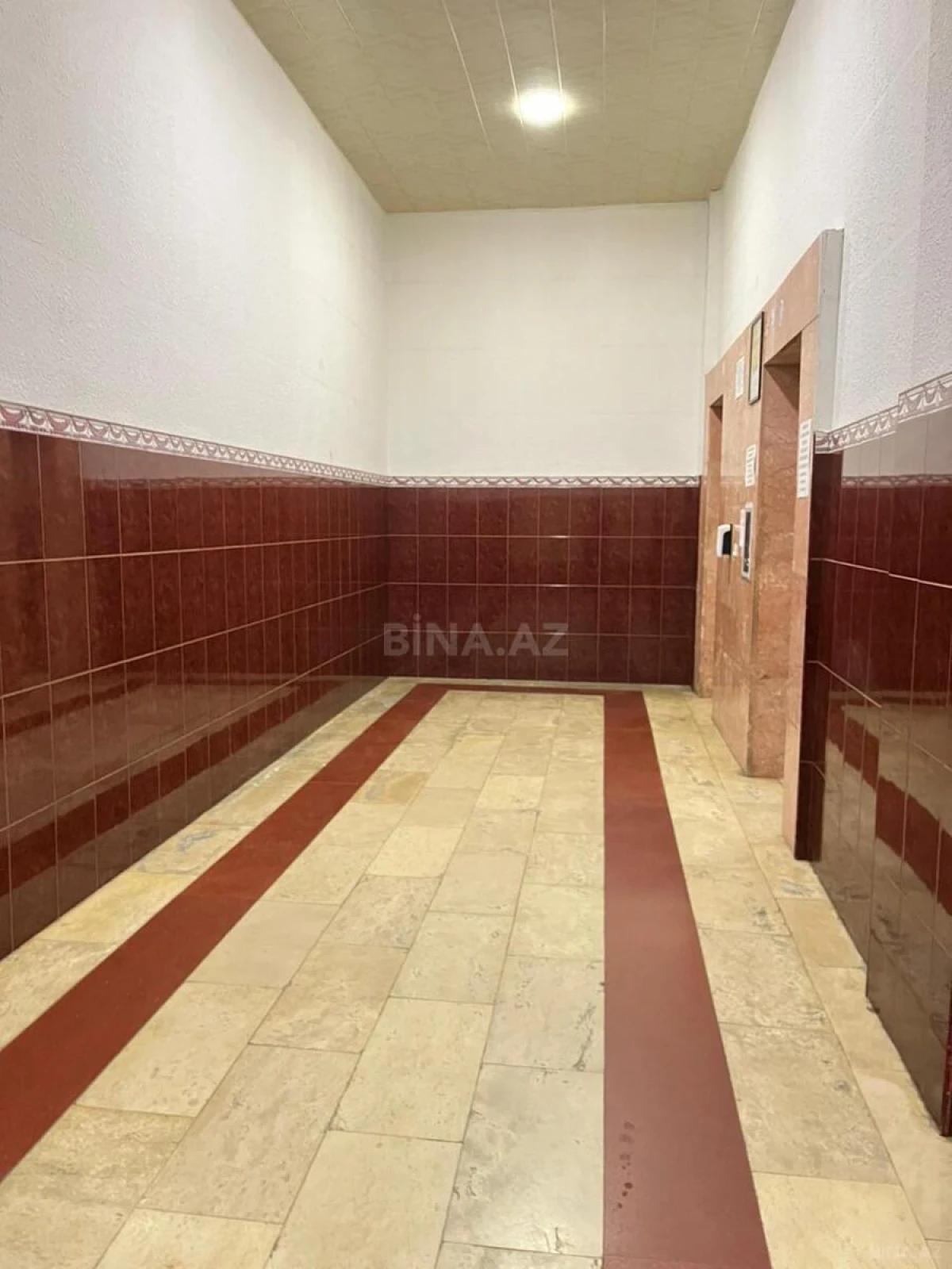 Satılır 3 otaqlı mənzil 125 m²