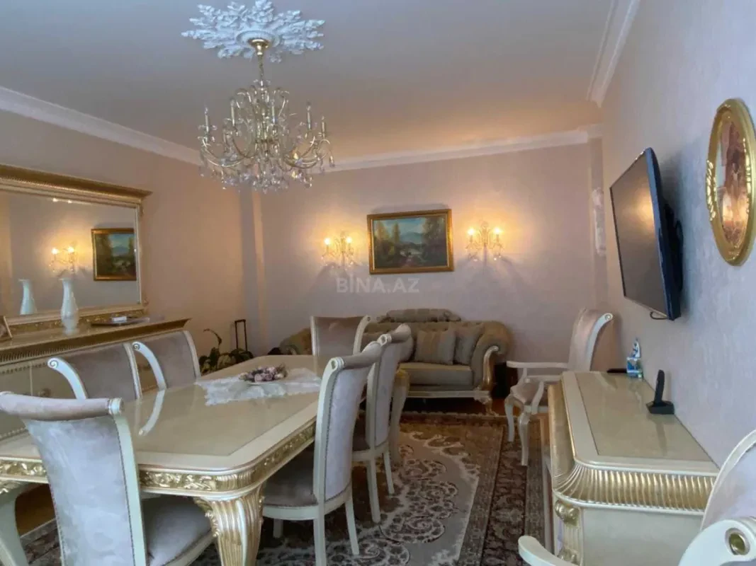 Satılır 2 otaqlı mənzil 80 m²