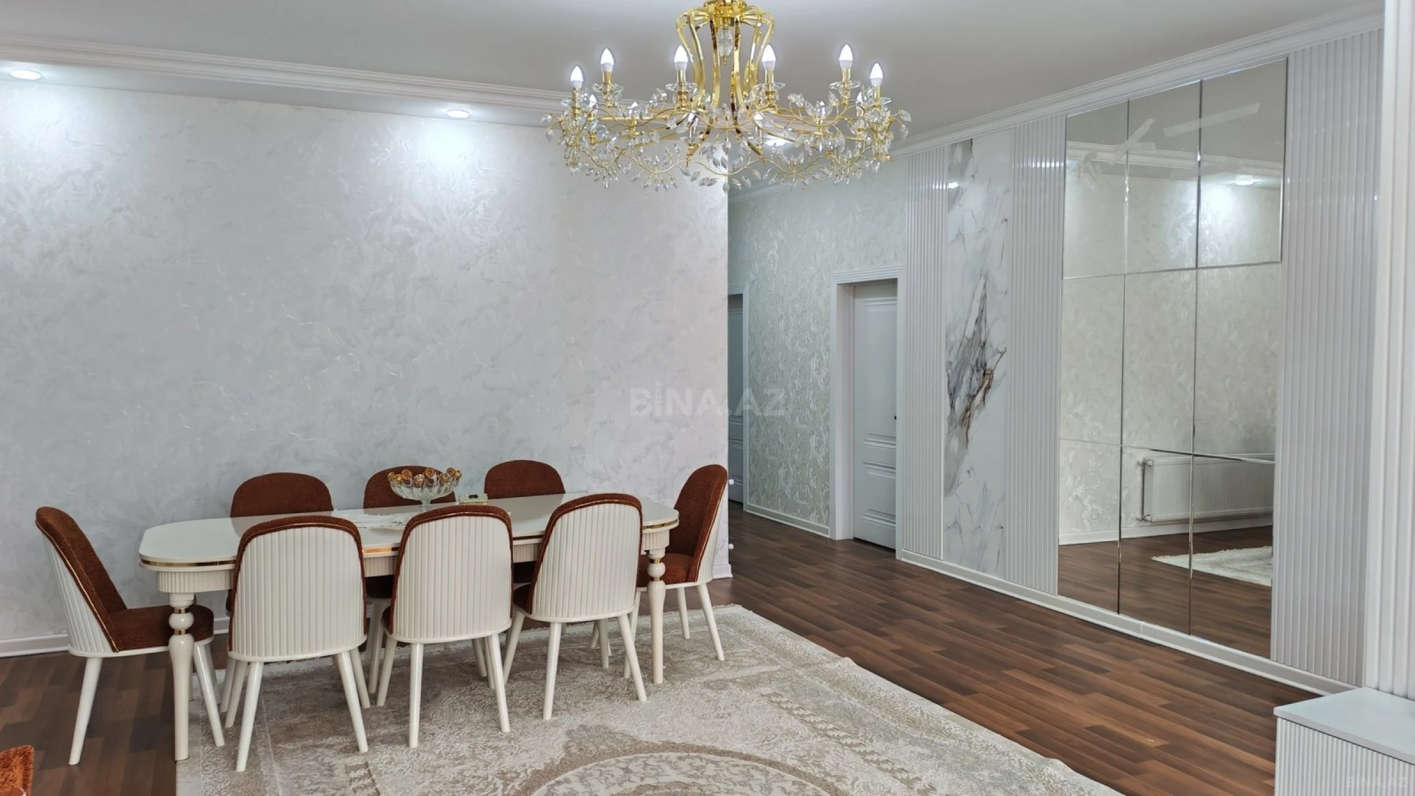 Satılır 4 otaqlı həyət evi 130 m²