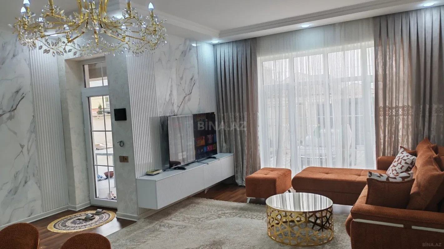 Satılır 4 otaqlı həyət evi 130 m²