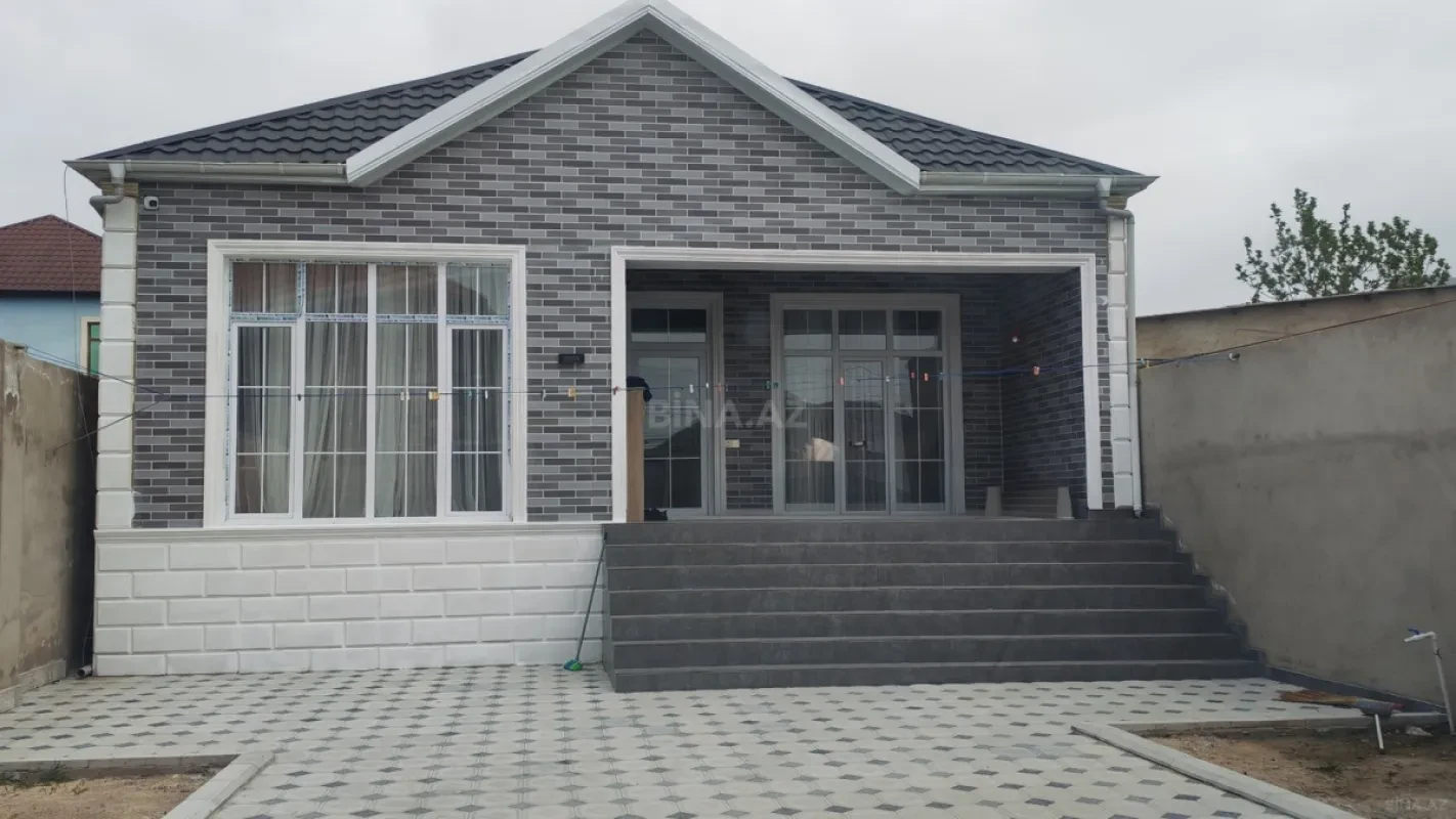 Satılır 4 otaqlı həyət evi 130 m²