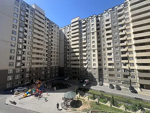 Satılır 3 otaqlı mənzil 70 m² — Bakı, Yeni Günəşli 3 otaq 70.00 m²