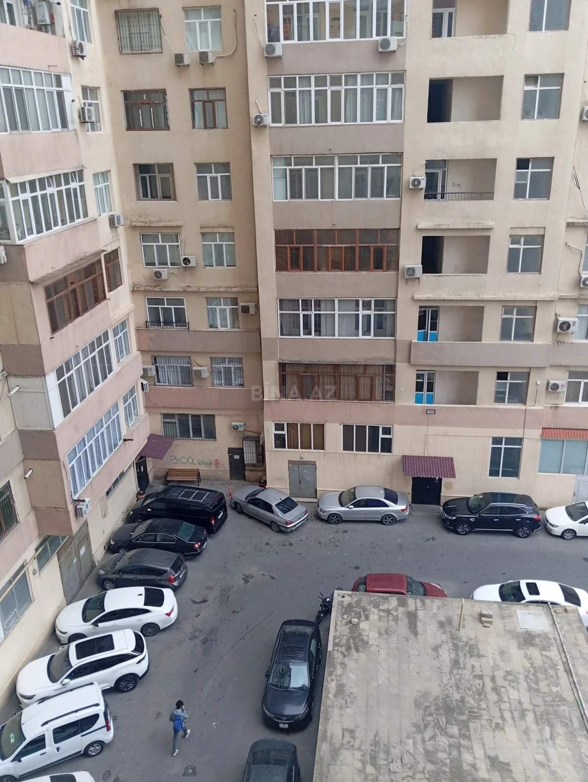 Kirayə verilir 3 otaqlı mənzil 132 m²