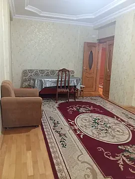 Kirayə verilir 3 otaqlı mənzil 132 m²