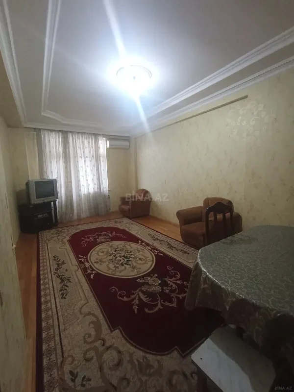 Kirayə verilir 3 otaqlı mənzil 132 m²
