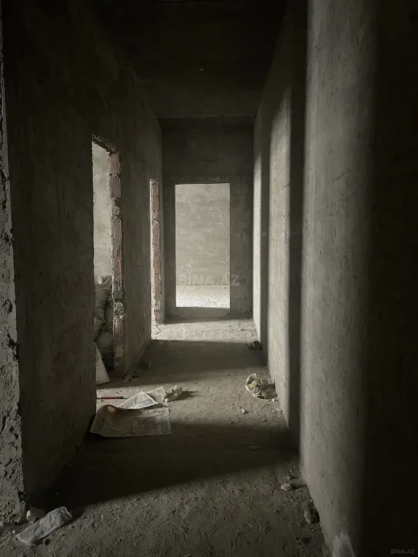 Satılır 3 otaqlı mənzil 98 m²