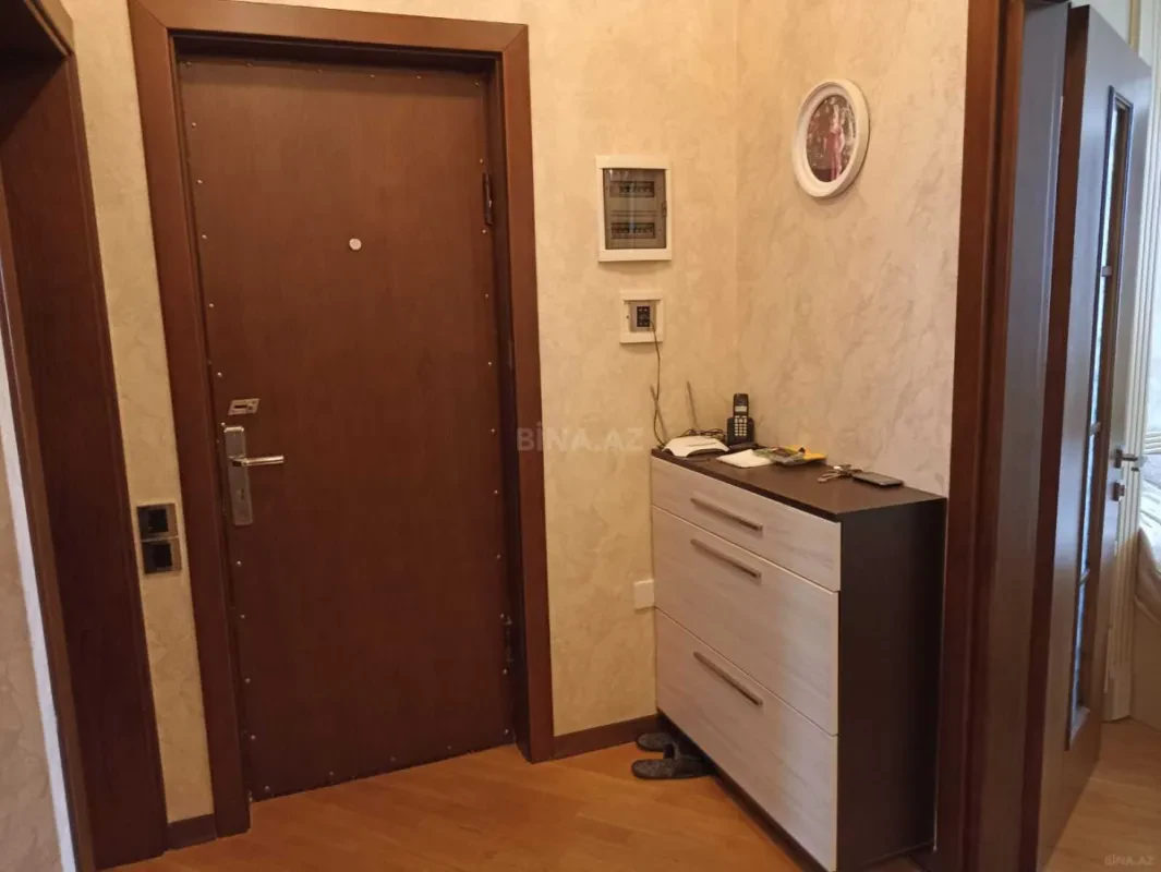 Kirayə verilir 2 otaqlı mənzil 60 m²