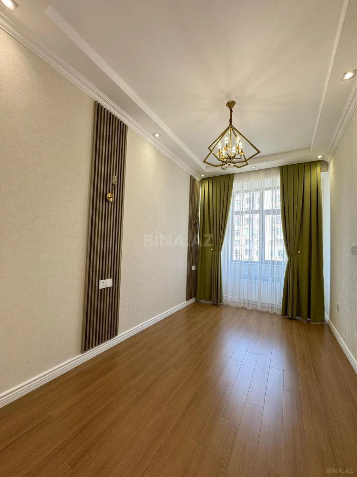 Satılır 2 otaqlı mənzil 63 m²
