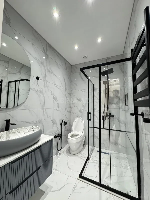 Satılır 2 otaqlı mənzil 63 m²