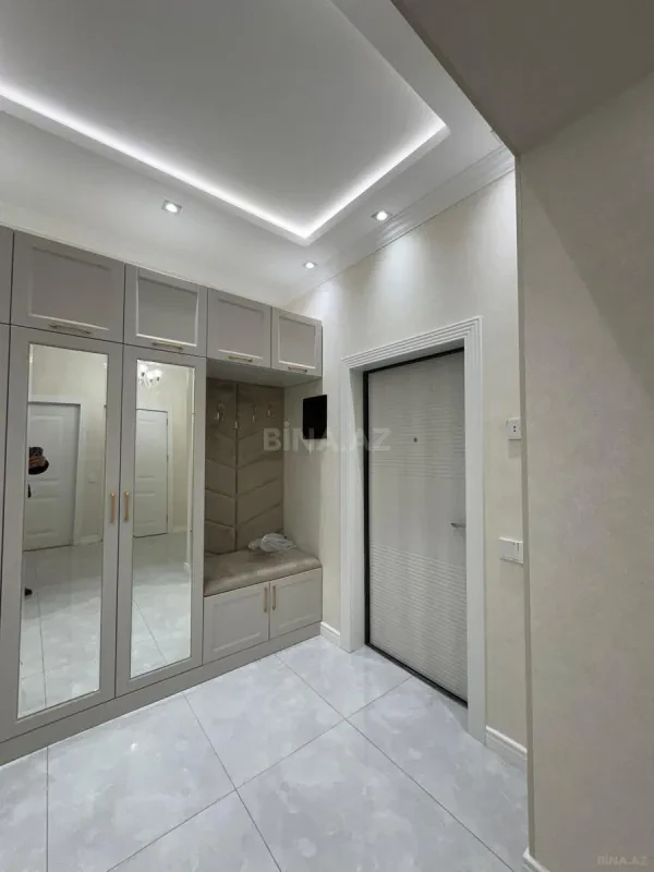 Satılır 2 otaqlı mənzil 63 m²