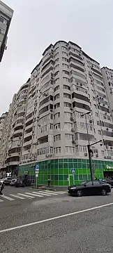 Satılır 4 otaqlı mənzil 210 m² — Bakı 4 otaq 210.00 m²