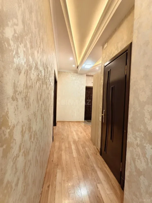 Satılır 3 otaqlı mənzil 112 m²