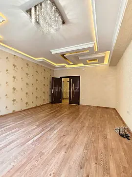 Satılır 3 otaqlı mənzil 112 m²
