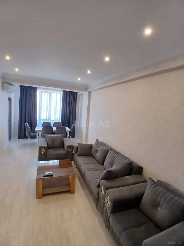 Kirayə verilir 2 otaqlı mənzil 95 m²
