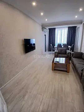 Kirayə verilir 2 otaqlı mənzil 95 m²
