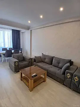 Kirayə verilir 2 otaqlı mənzil 95 m²
