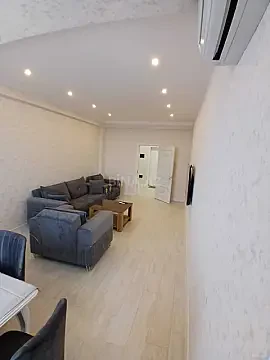 Kirayə verilir 2 otaqlı mənzil 95 m²