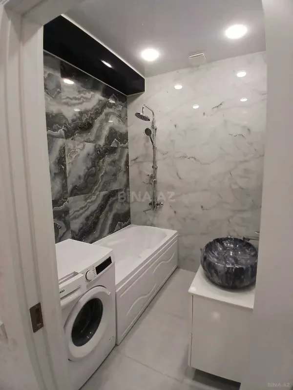 Kirayə verilir 2 otaqlı mənzil 95 m²