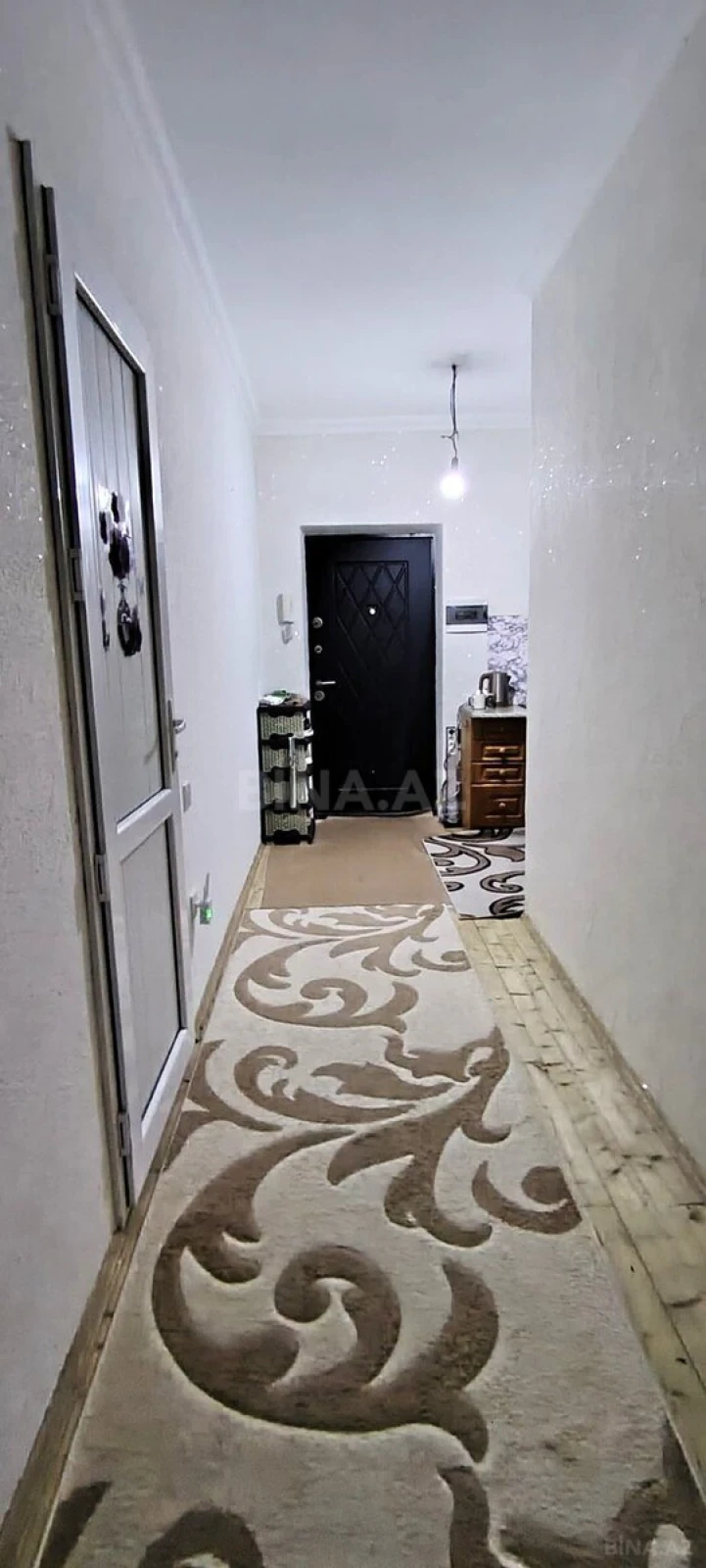 Satılır 2 otaqlı mənzil 67 m²
