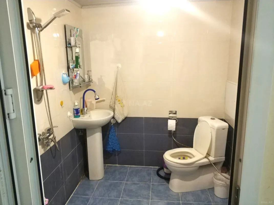 Satılır 2 otaqlı mənzil 67 m²