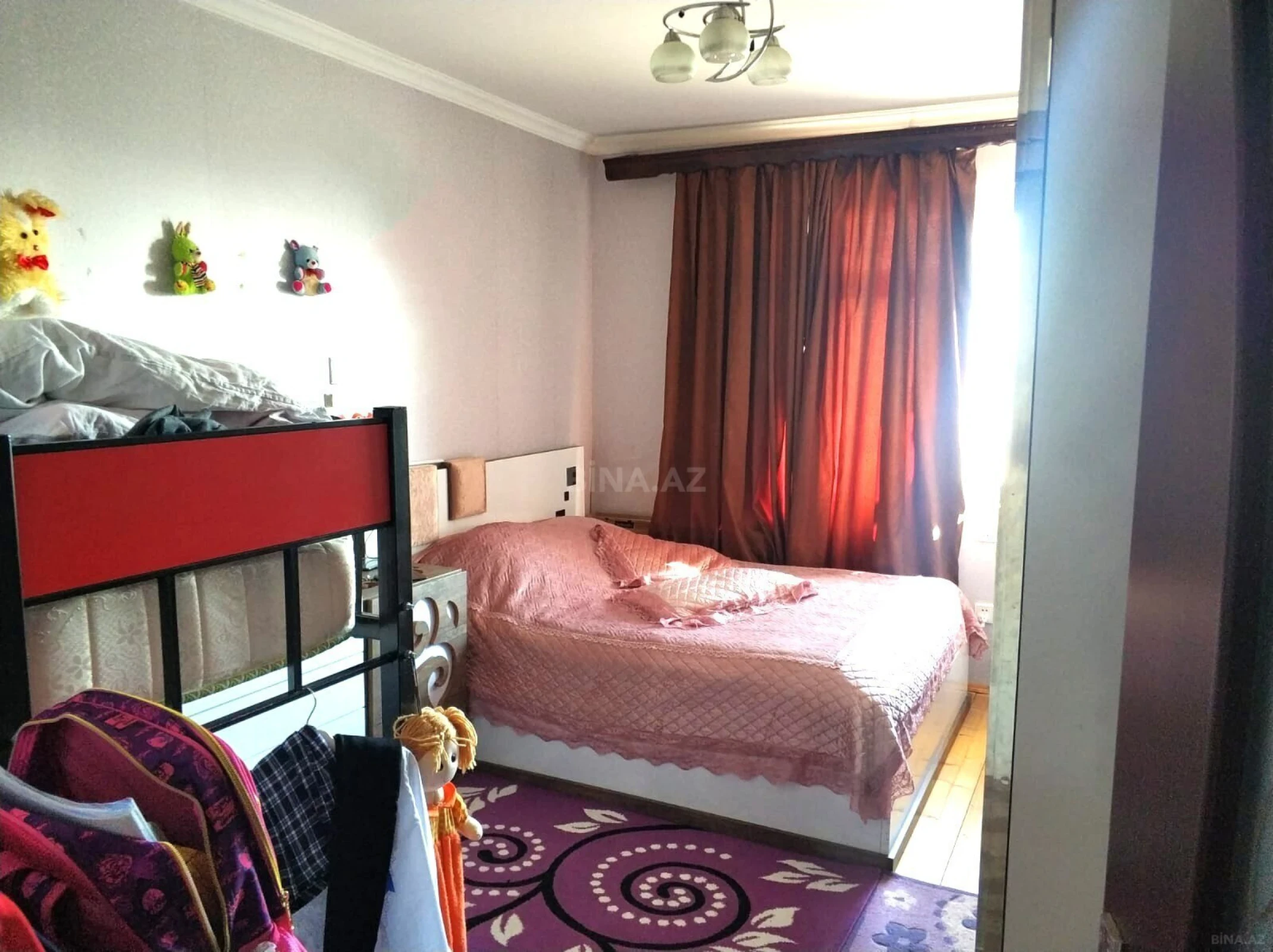 Satılır 2 otaqlı mənzil 67 m²
