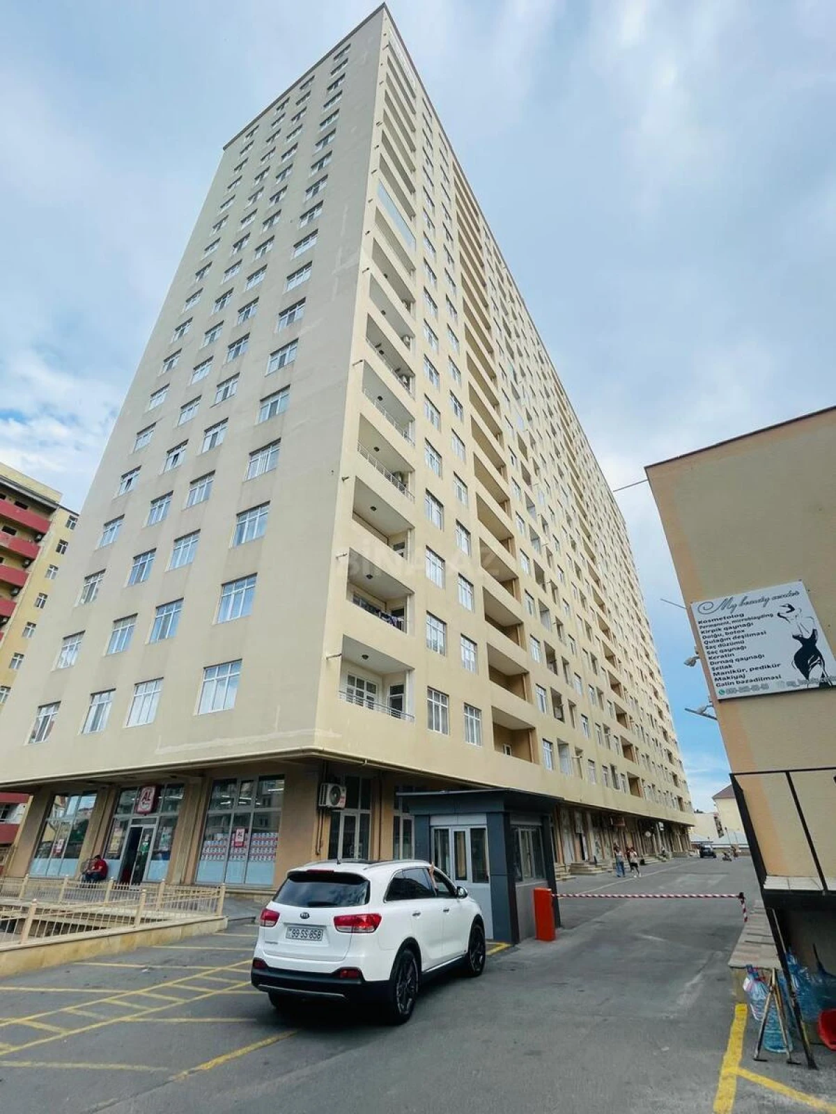 Kirayə verilir 2 otaqlı mənzil 65 m²