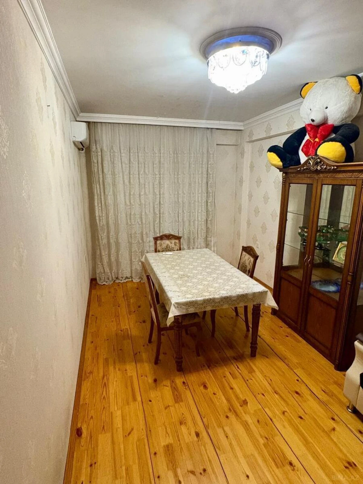 Satılır 2 otaqlı mənzil 70 m²