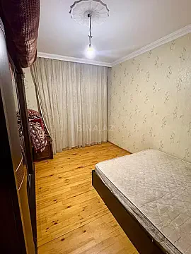Satılır 2 otaqlı mənzil 70 m²