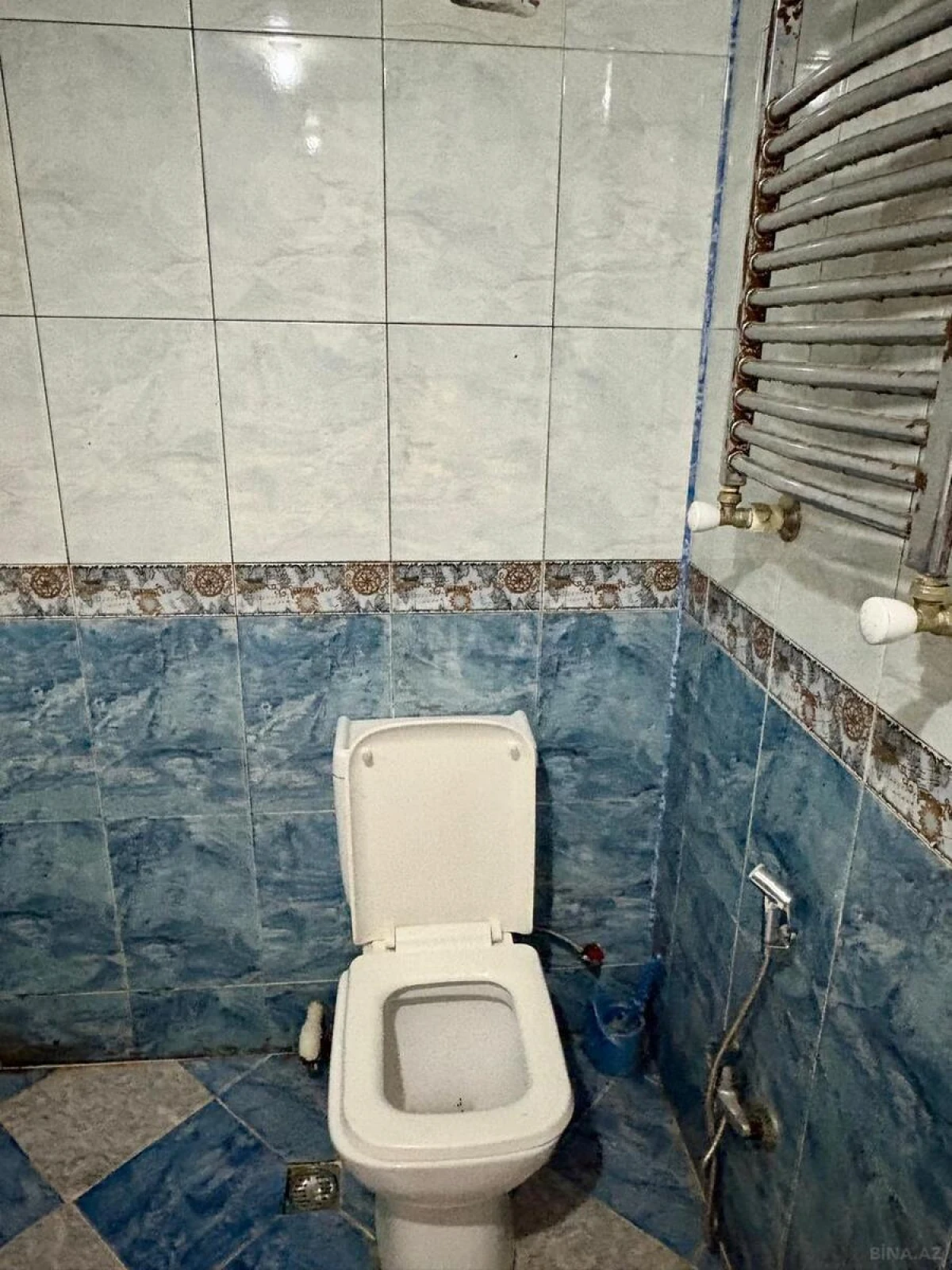 Satılır 2 otaqlı mənzil 70 m²