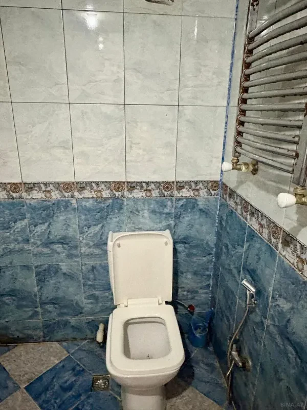 Satılır 2 otaqlı mənzil 70 m²