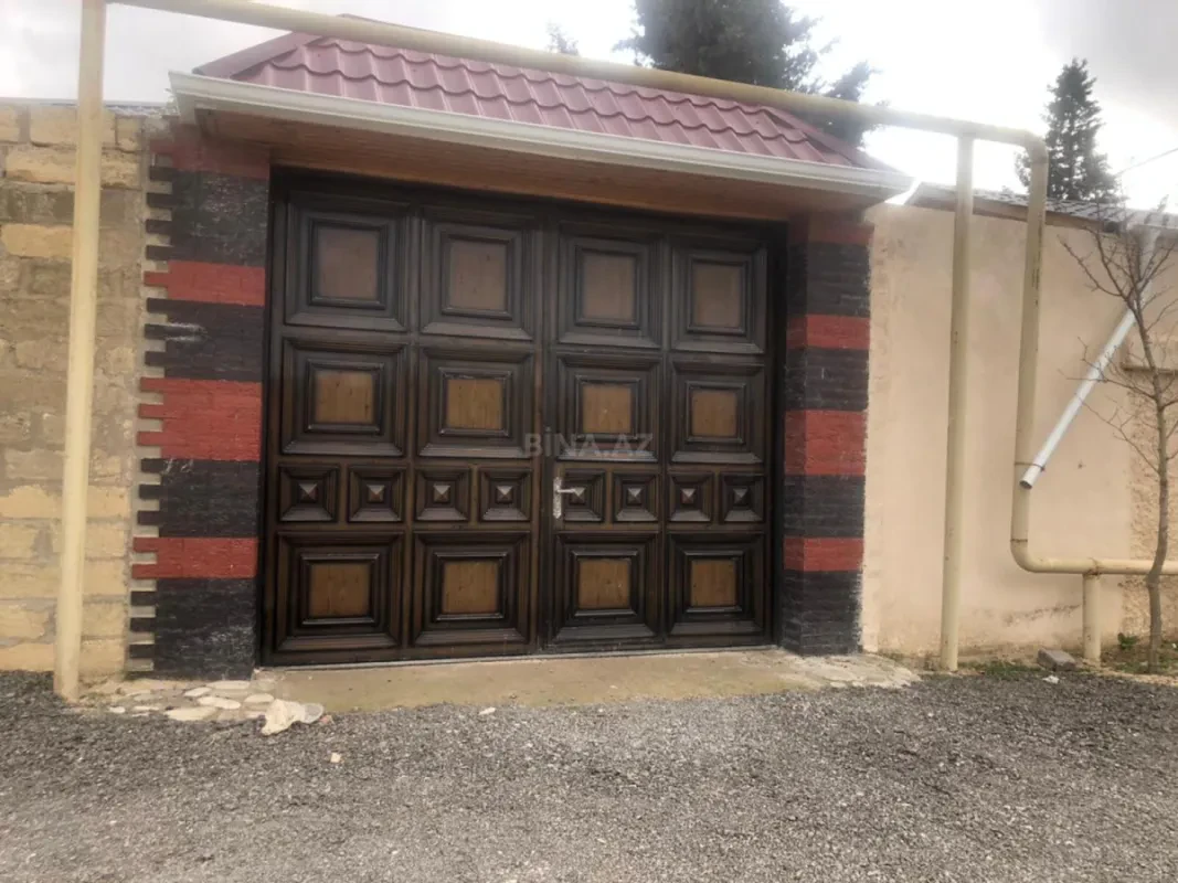 Satılır 5 otaqlı həyət evi 160 m²
