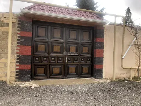 Satılır 5 otaqlı həyət evi 160 m²