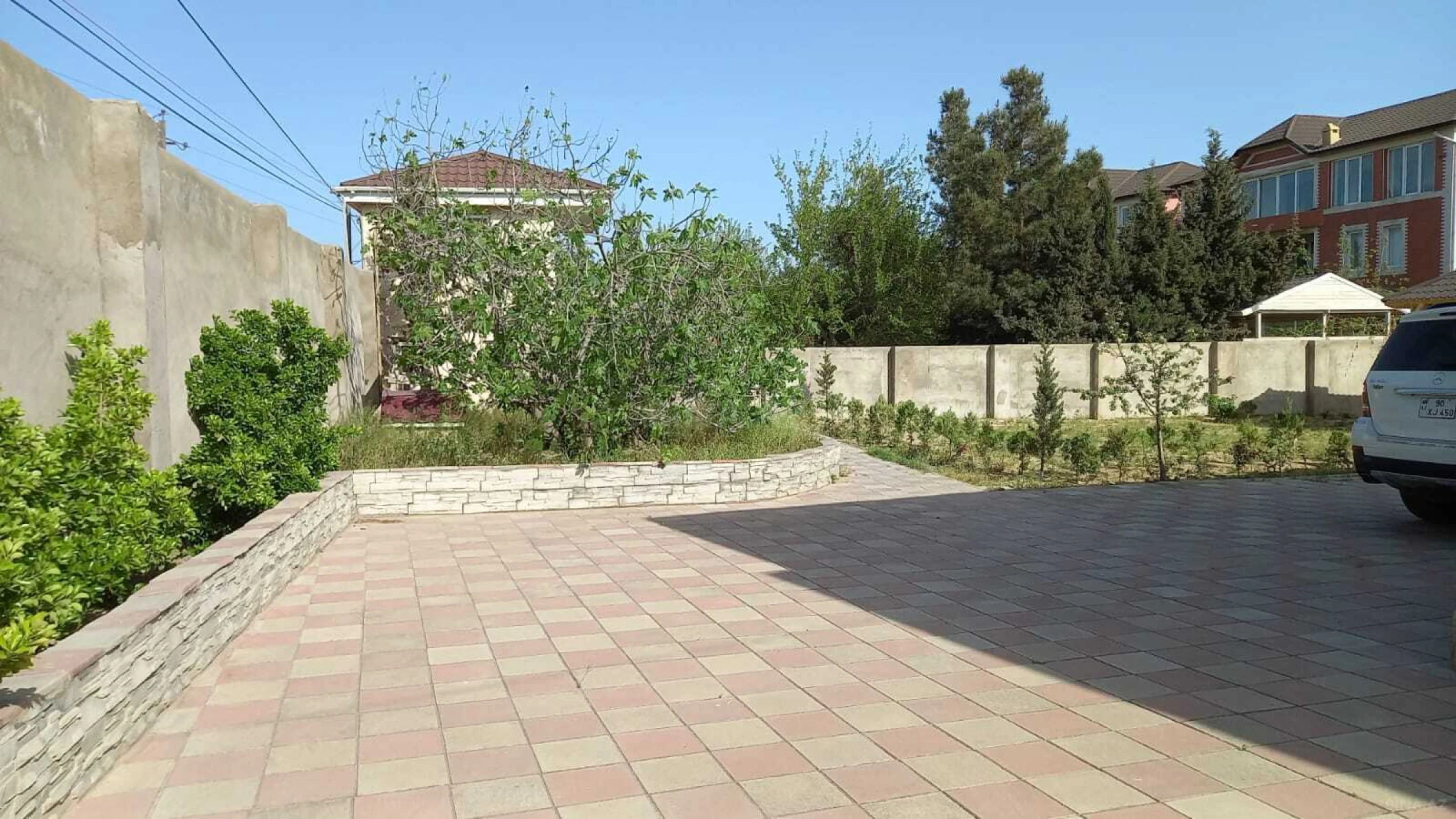 Satılır 5 otaqlı həyət evi 160 m²