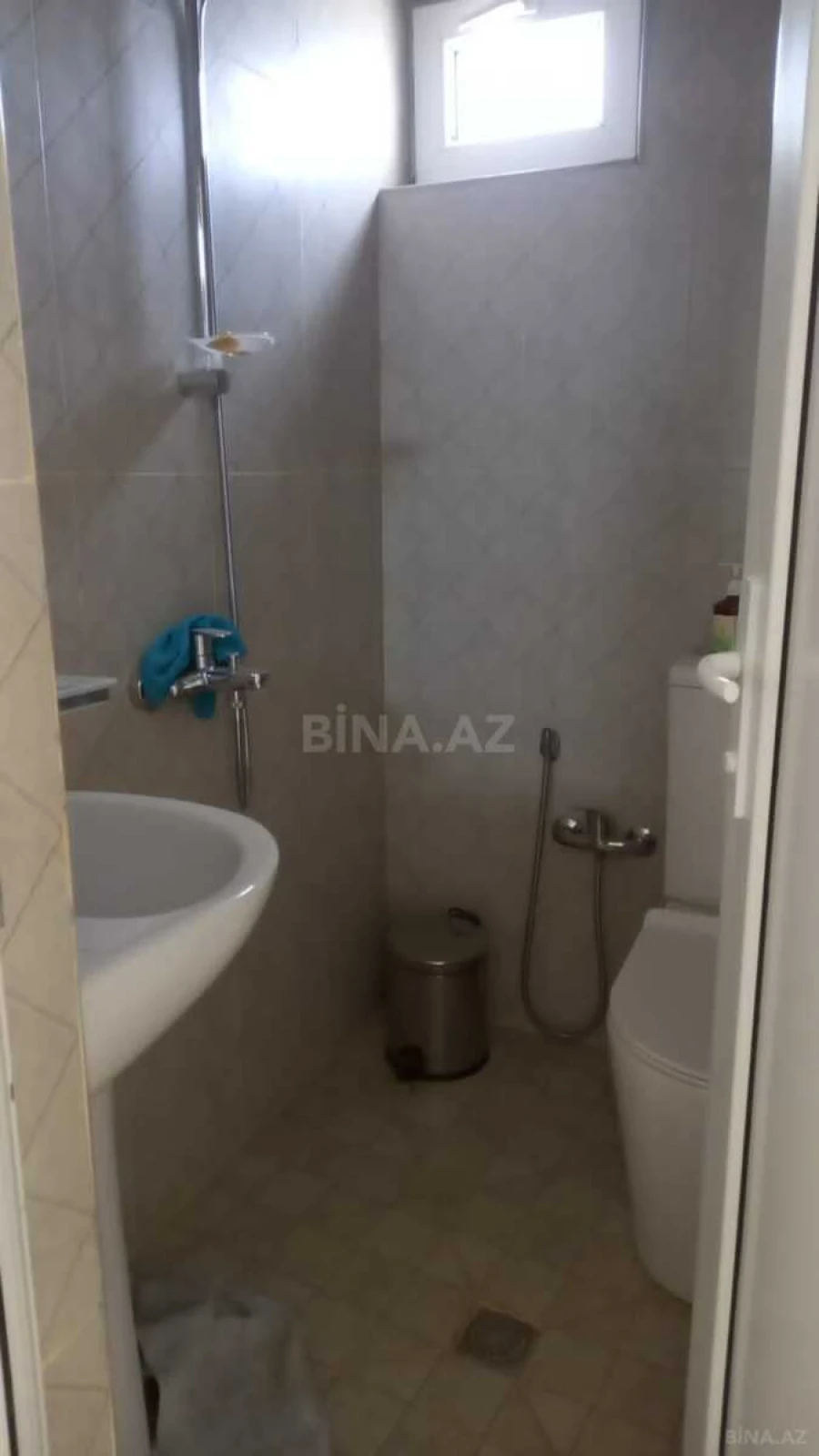 Satılır 5 otaqlı həyət evi 160 m²
