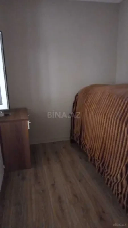 Satılır 5 otaqlı həyət evi 160 m²