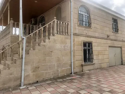 Satılır 5 otaqlı həyət evi 160 m²