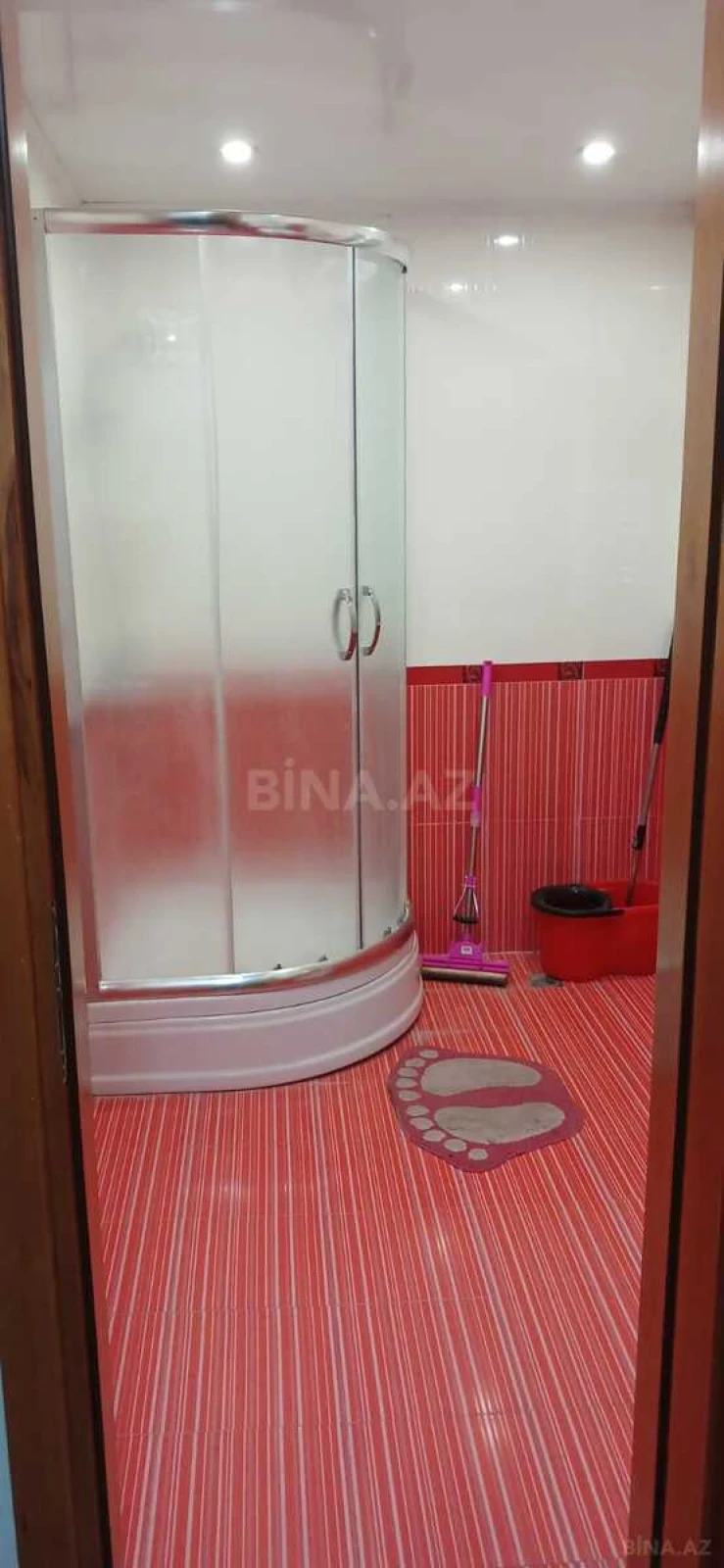 Kirayə verilir 2 otaqlı mənzil 100 m²